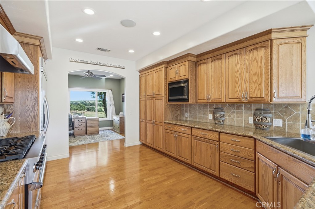 220 Cook Court