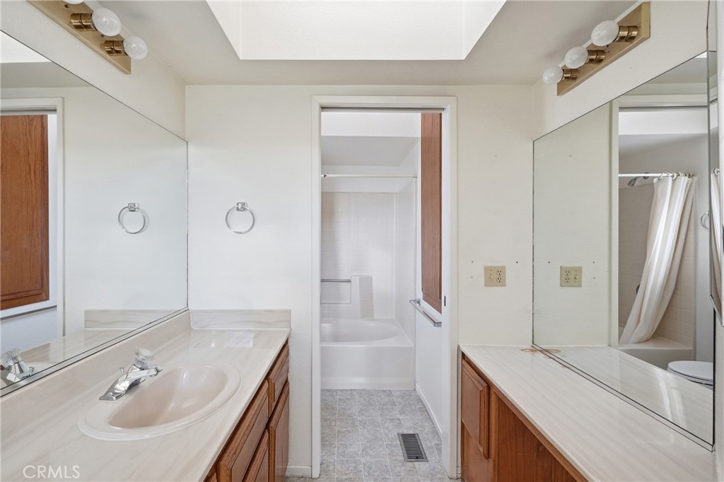 1491 Bathurst Drive