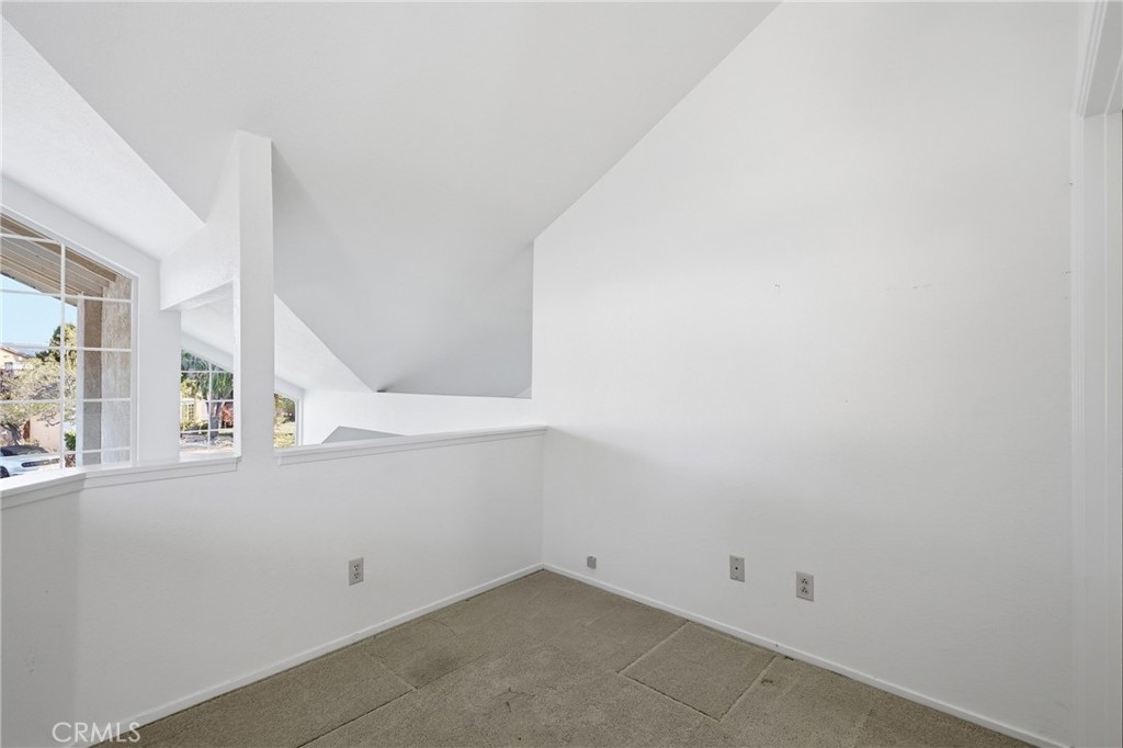 1491 Bathurst Drive