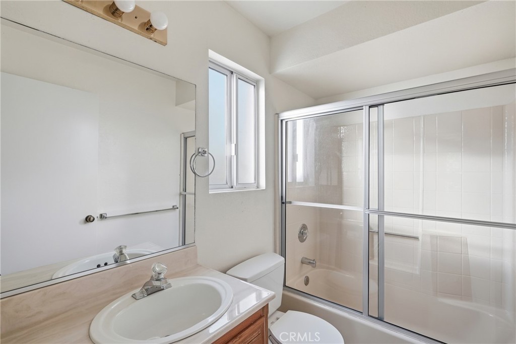 1491 Bathurst Drive