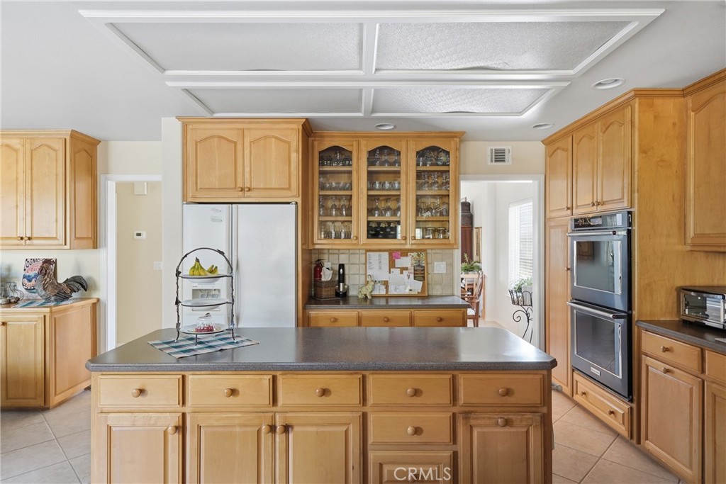 2424 Sandpiper Drive