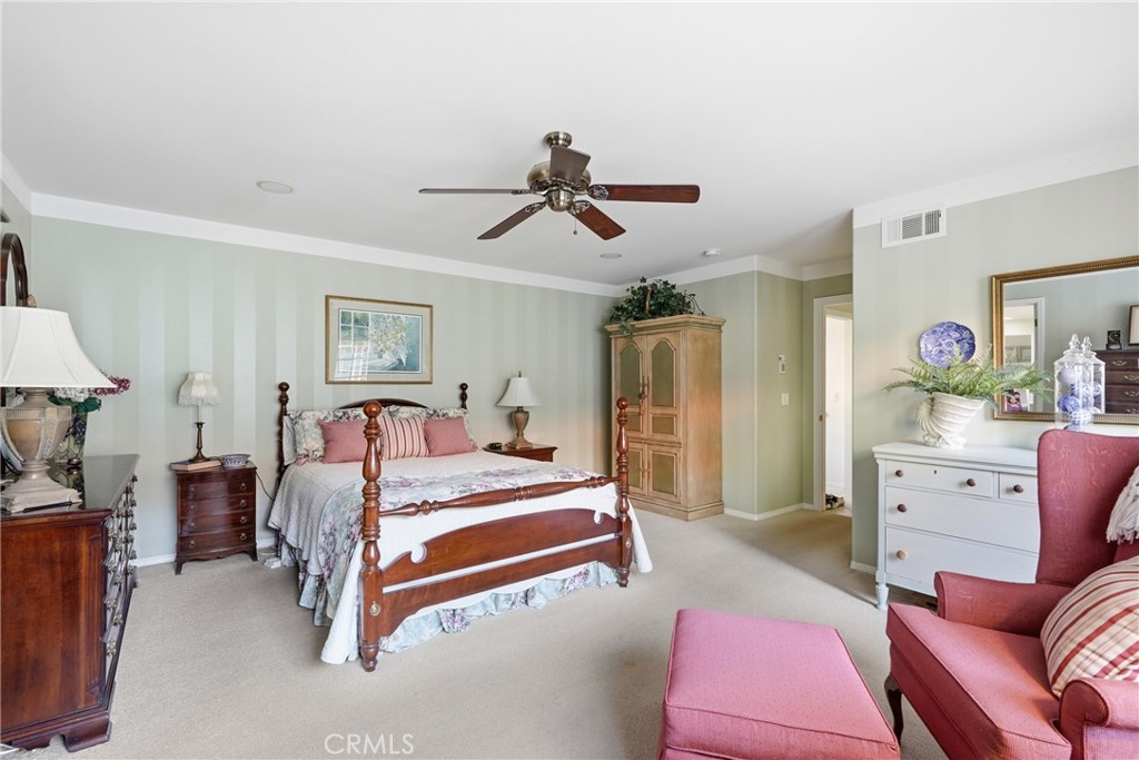 2424 Sandpiper Drive
