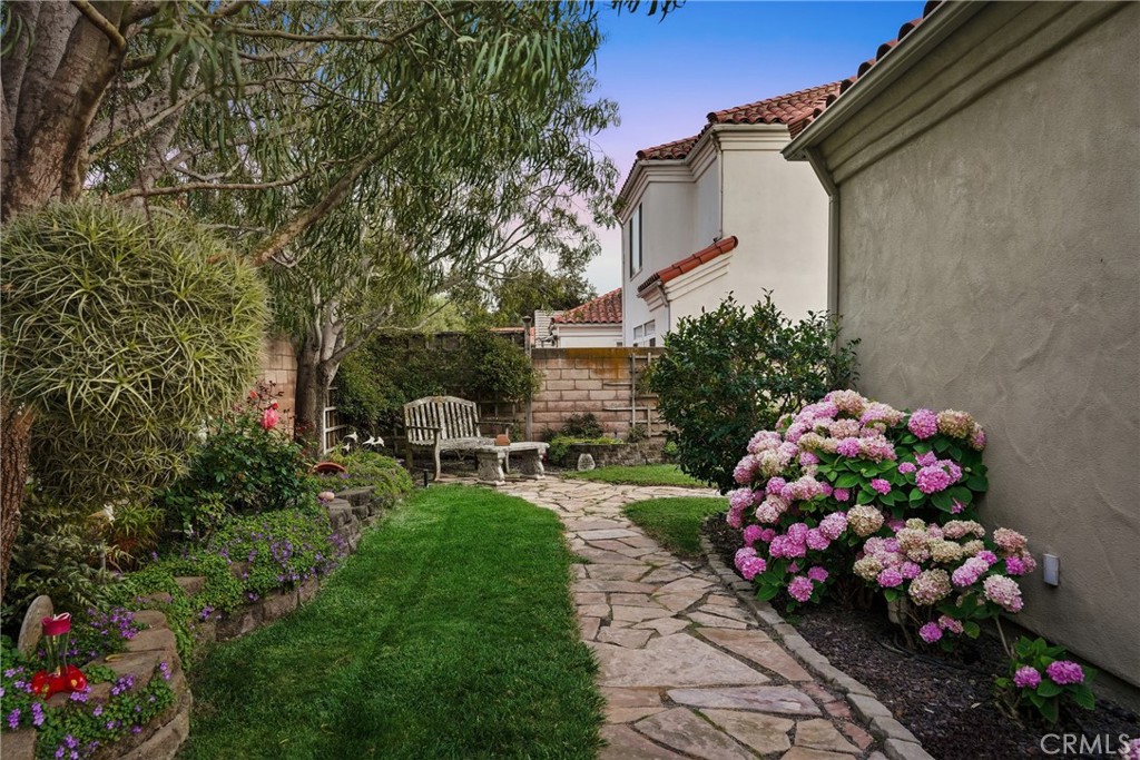 2424 Sandpiper Drive