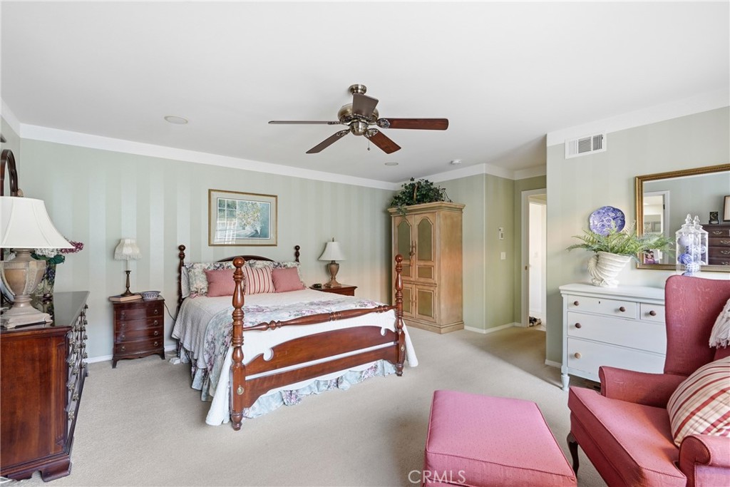 2424 Sandpiper Drive