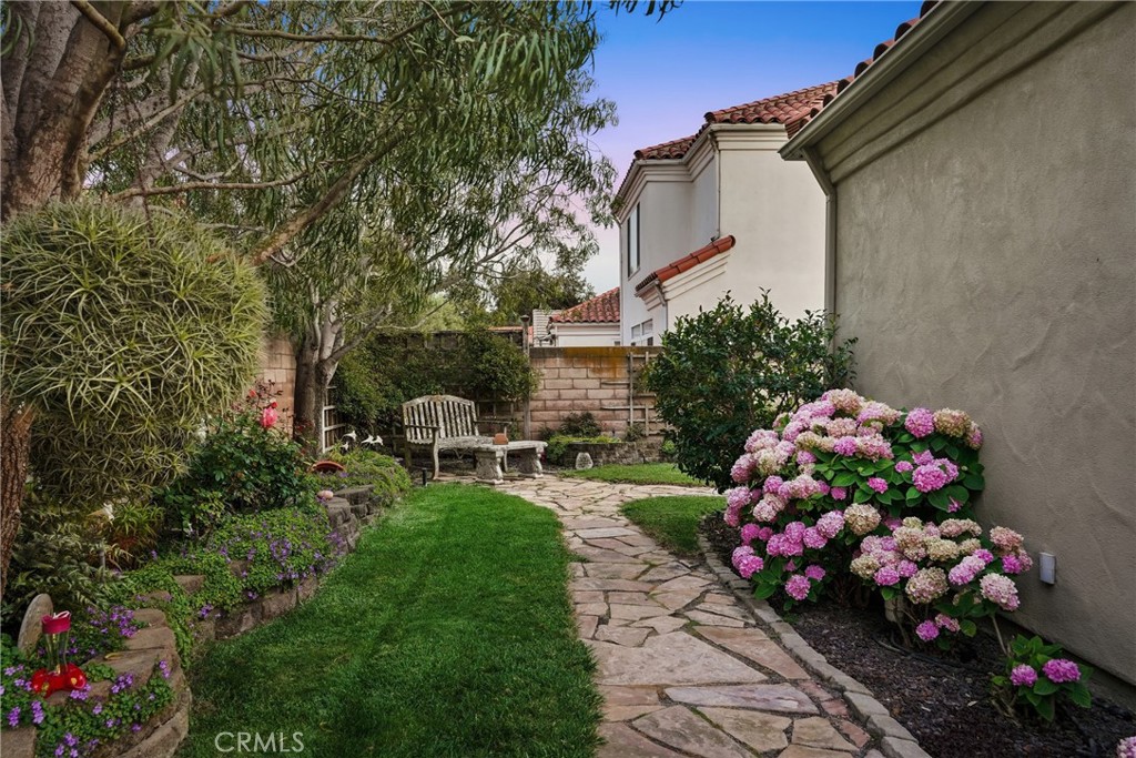 2424 Sandpiper Drive