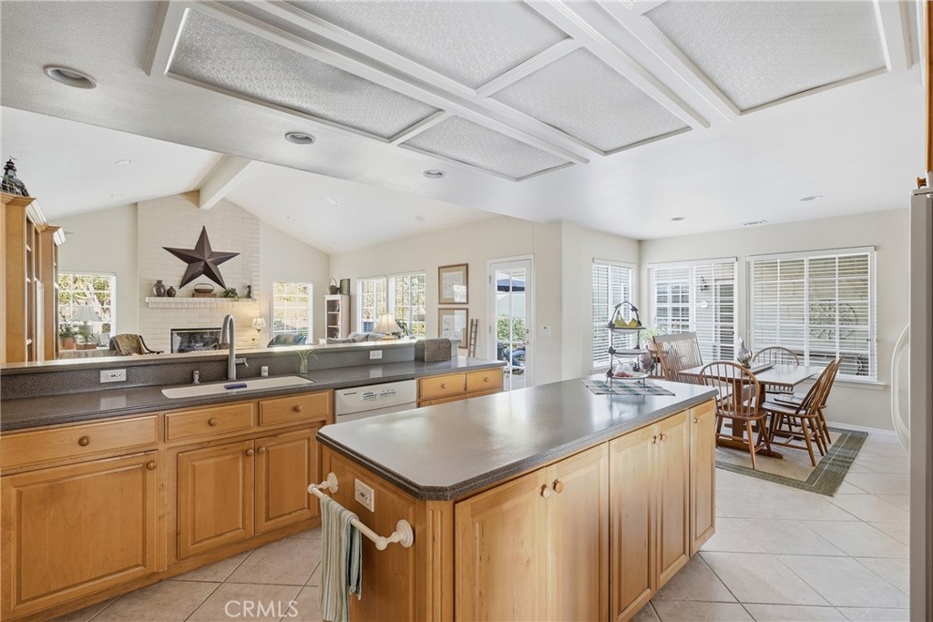 2424 Sandpiper Drive