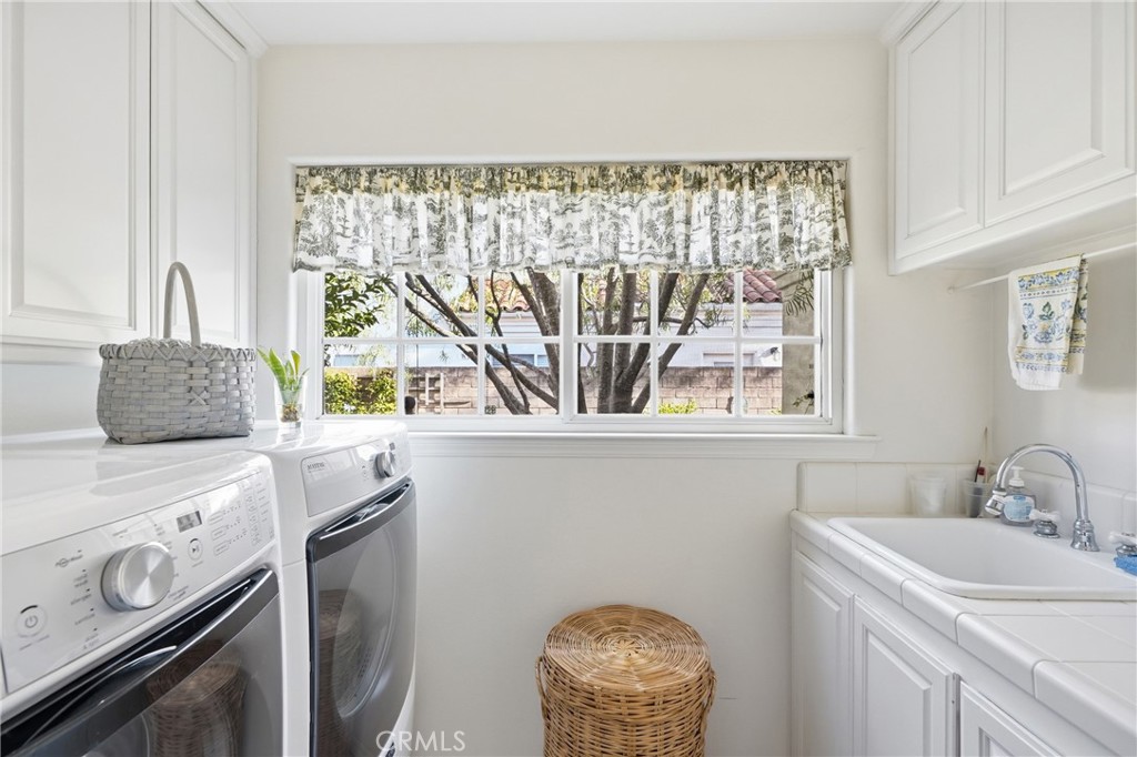 2424 Sandpiper Drive