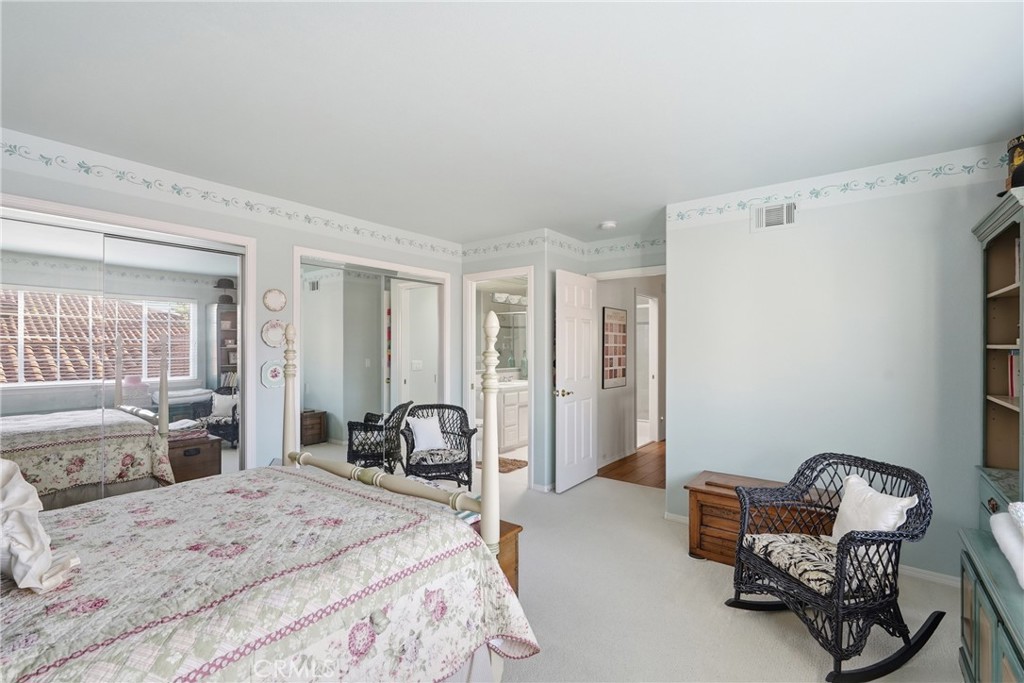 2424 Sandpiper Drive