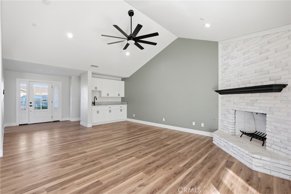 1423 Genoa Way