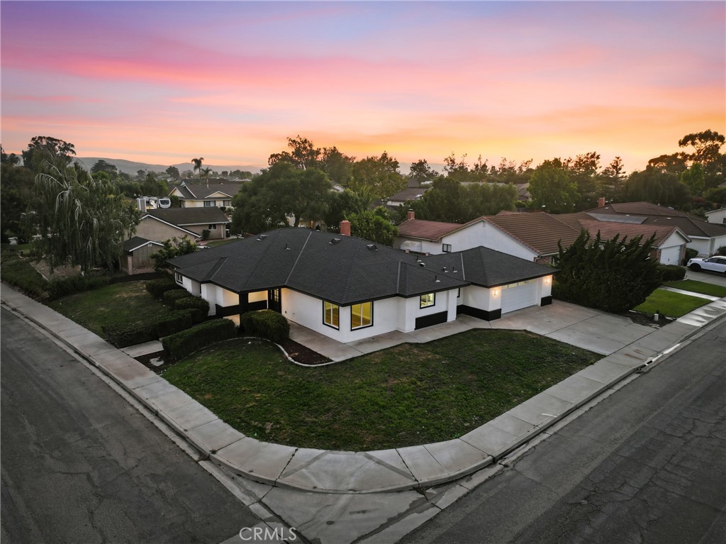 1423 Genoa Way