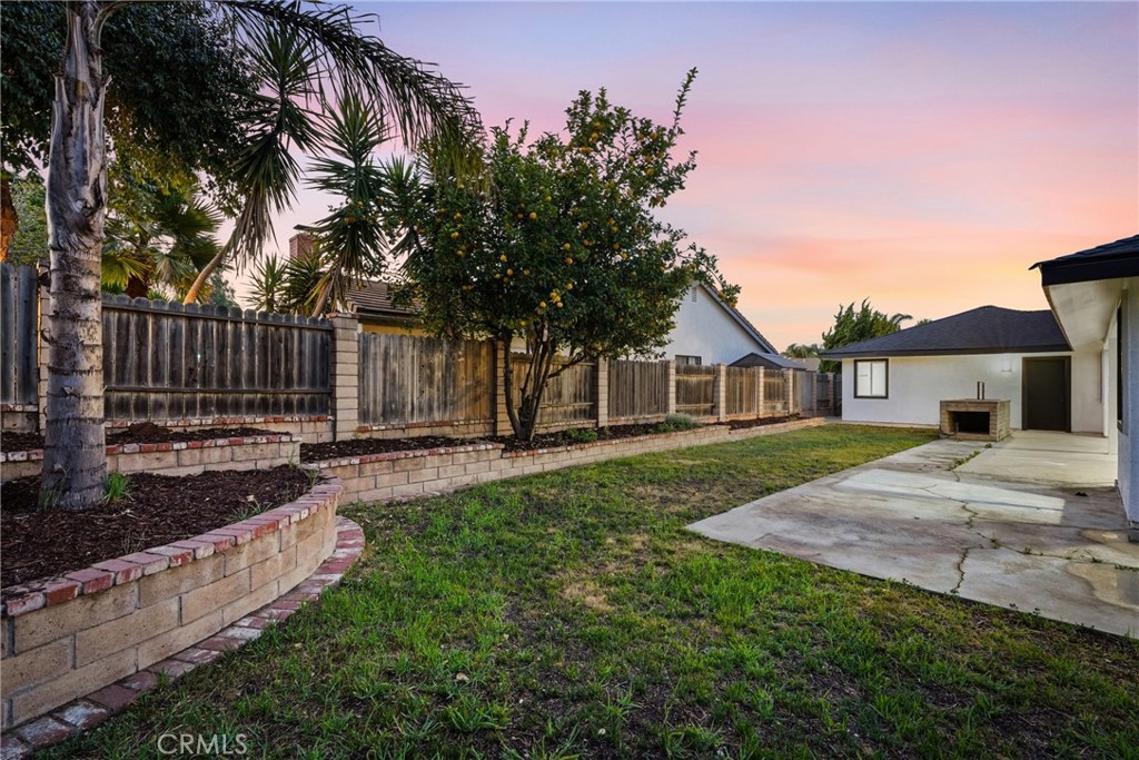 1423 Genoa Way
