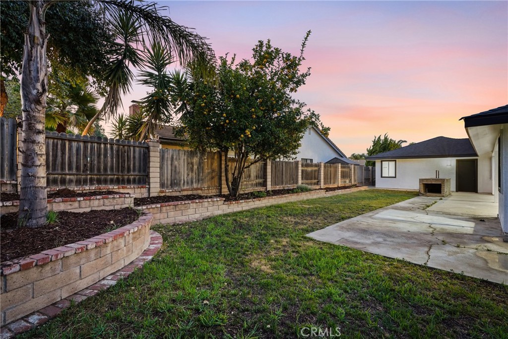 1423 Genoa Way