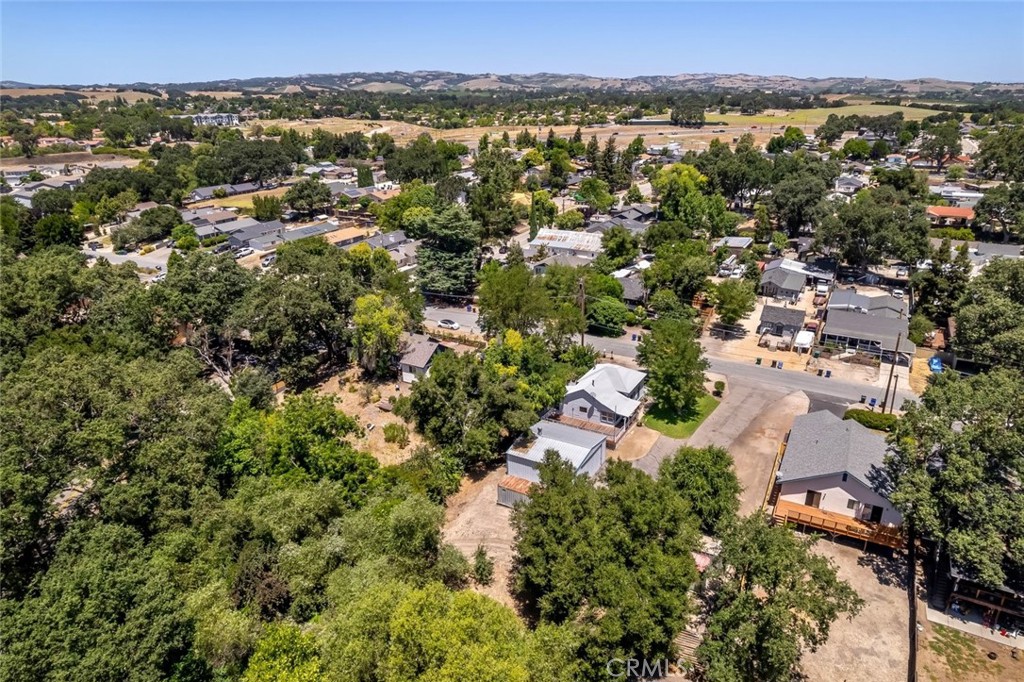 611 Salinas