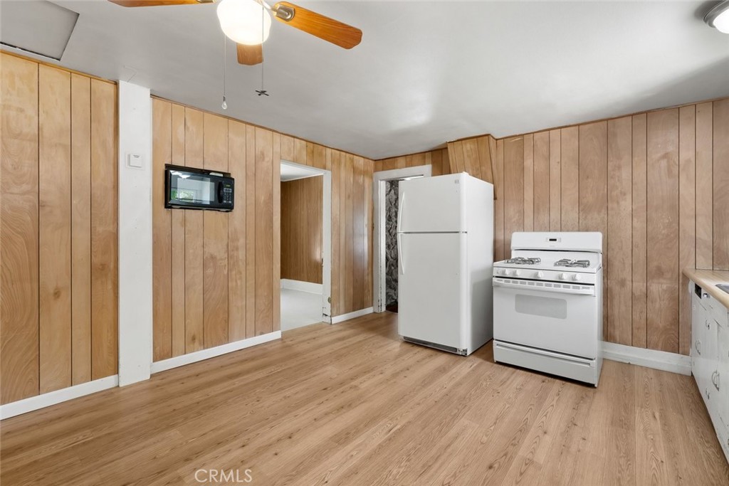 611 Salinas