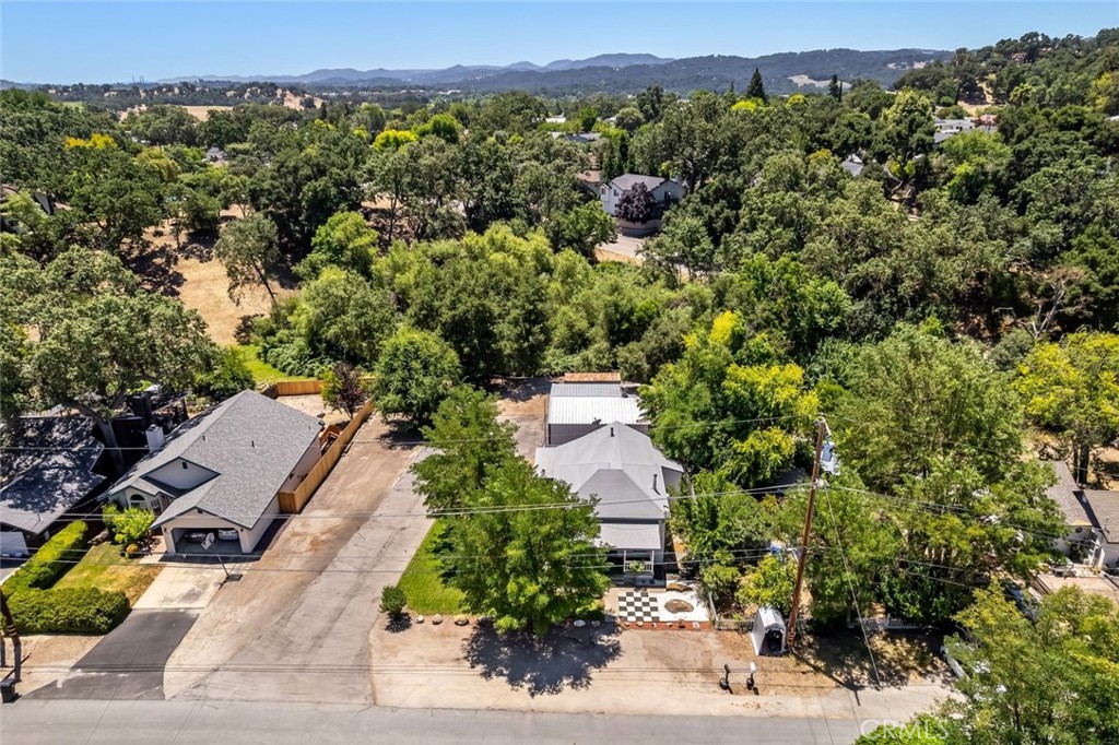611 Salinas