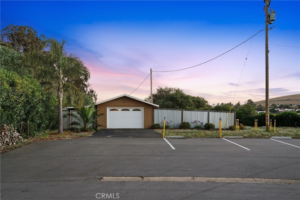1338 Atascadero Road