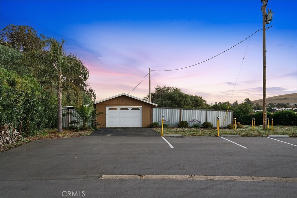 1338 Atascadero Road
