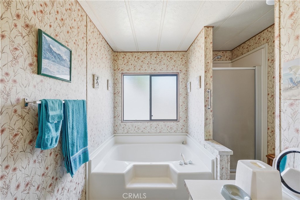 519 W Taylor