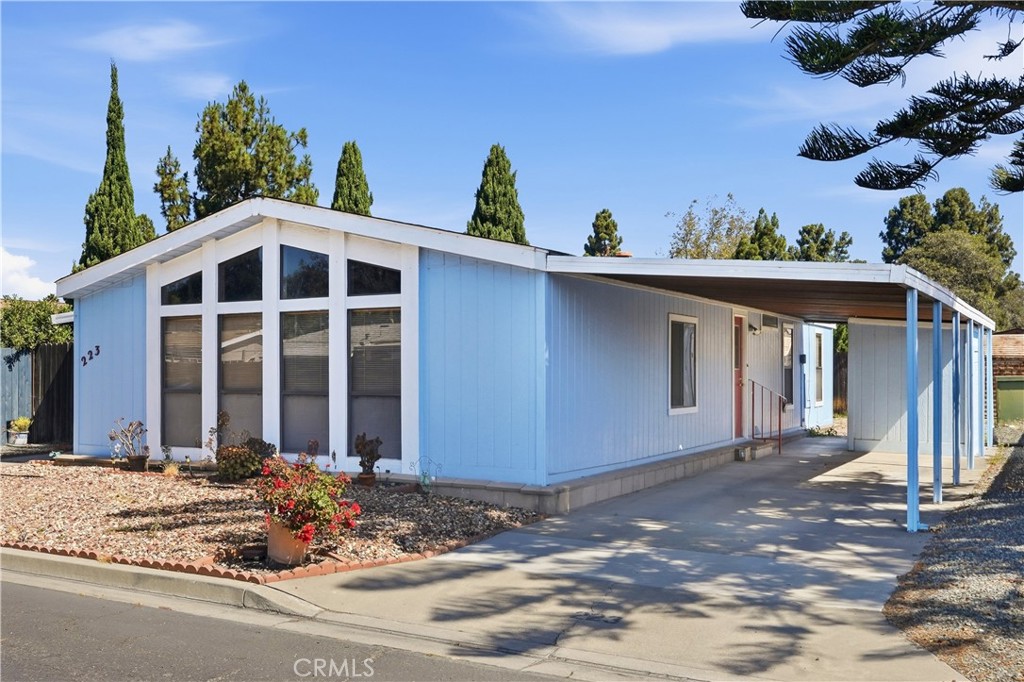 519 W Taylor