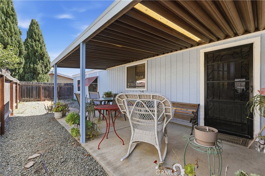 519 W Taylor