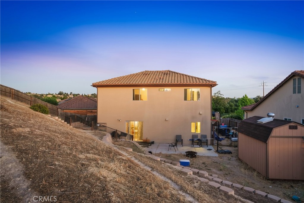 2039 Vista Oaks Way