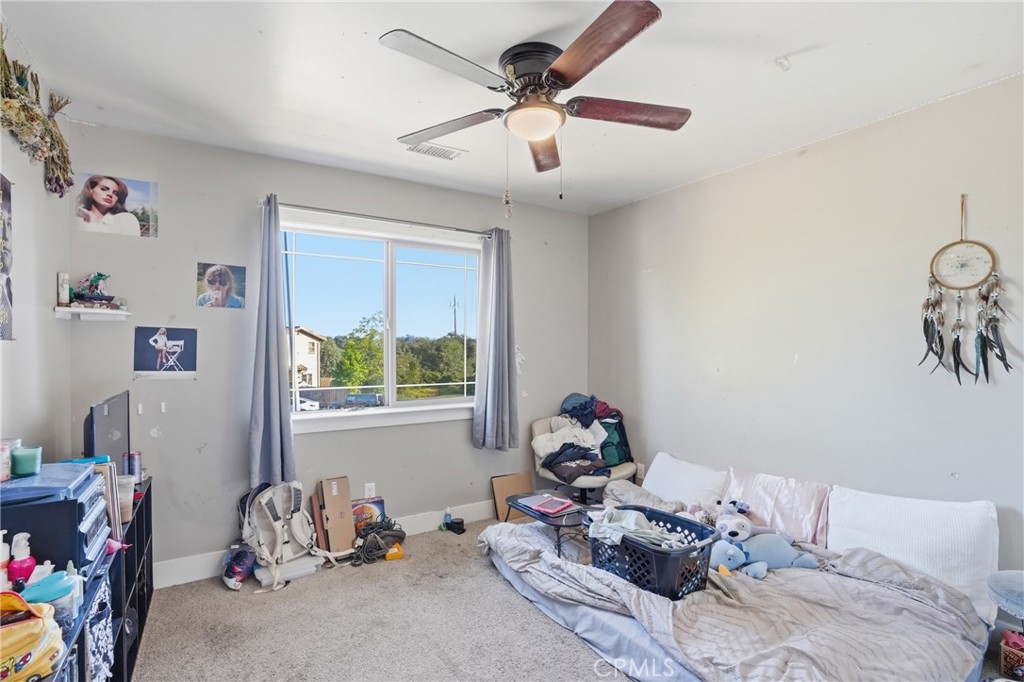 2039 Vista Oaks Way