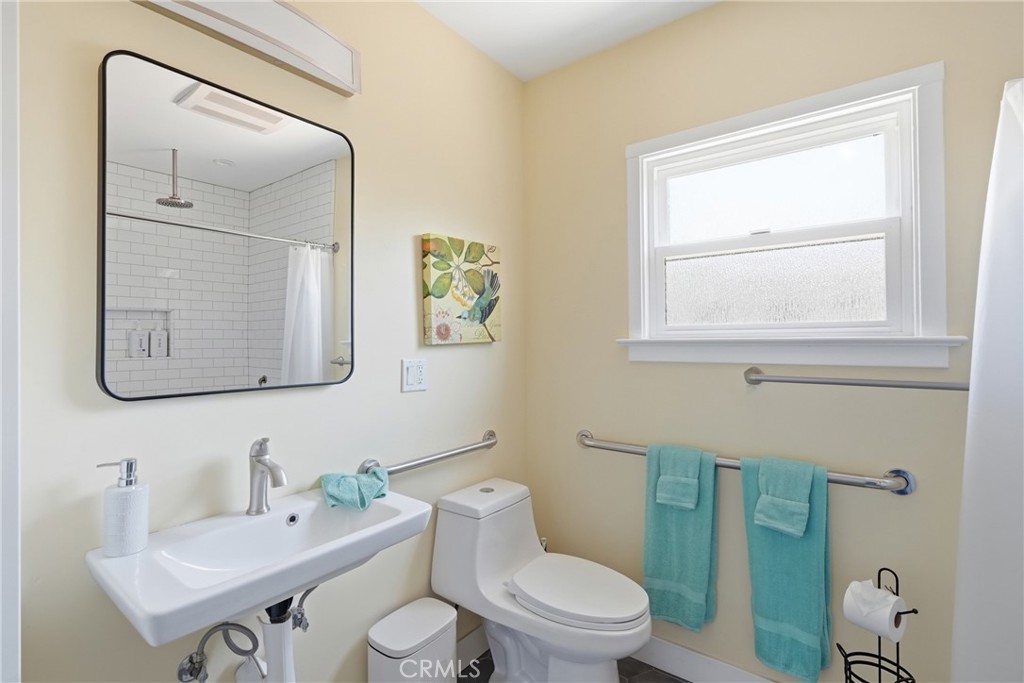 319 W Mission Street