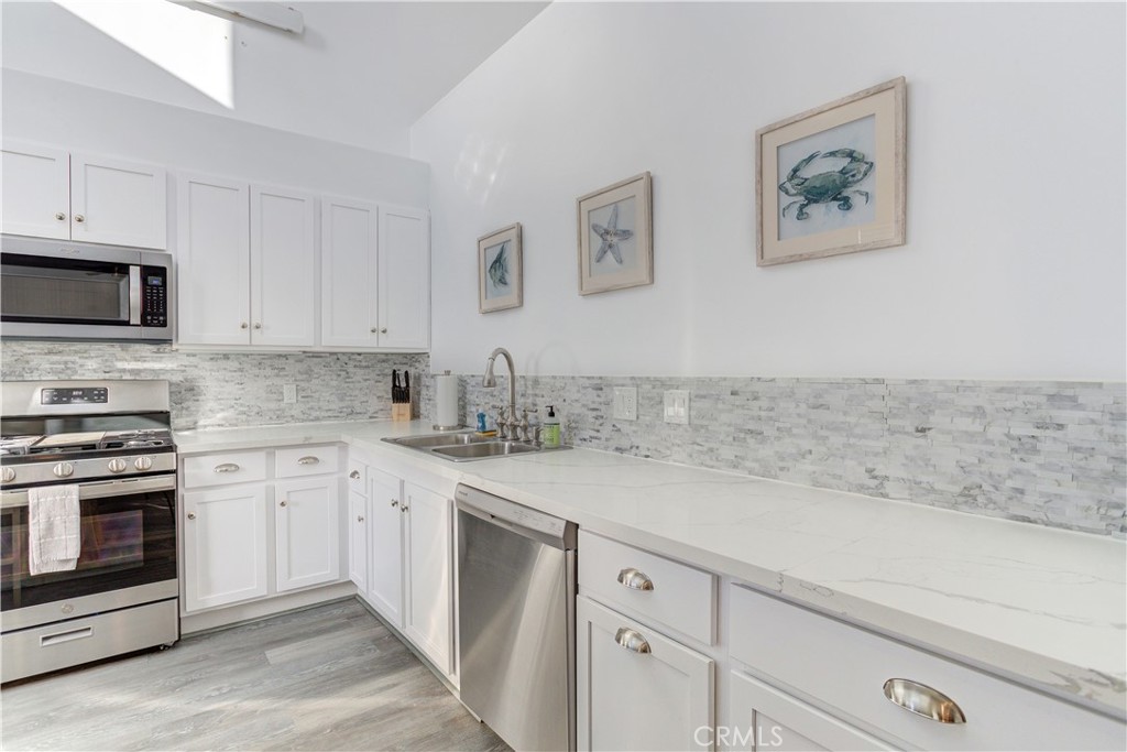 1111 Strand Way