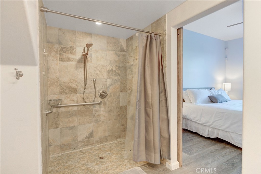 1111 Strand Way