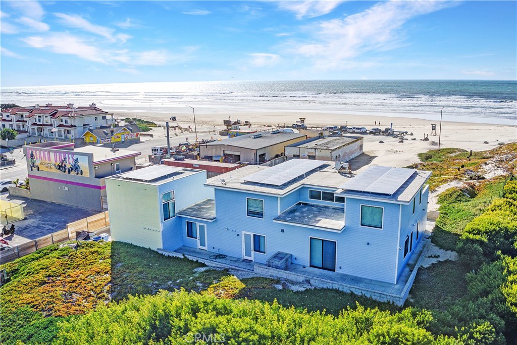 1111 Strand Way