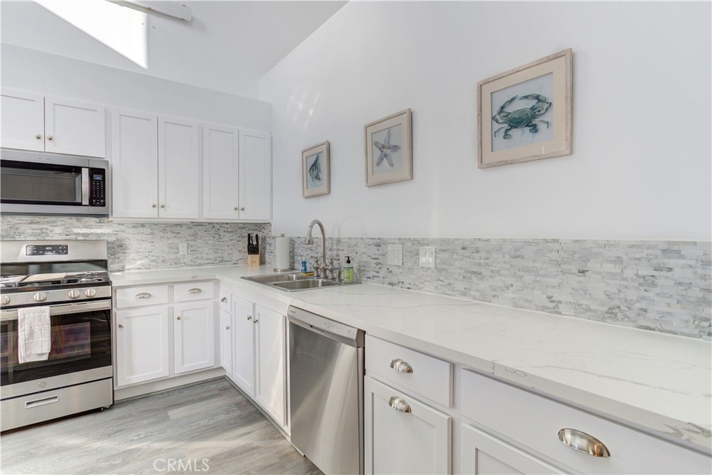 1111 Strand Way