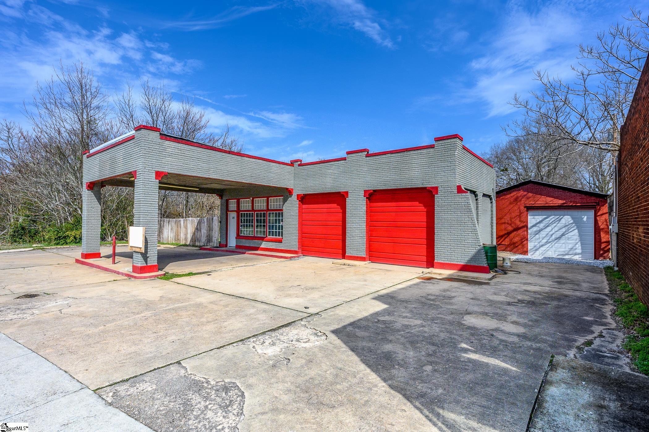 121 N Main Street
