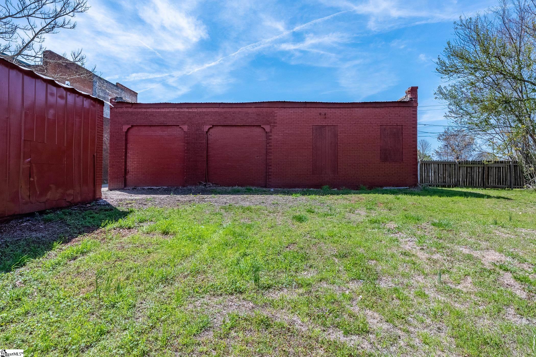 121 N Main Street