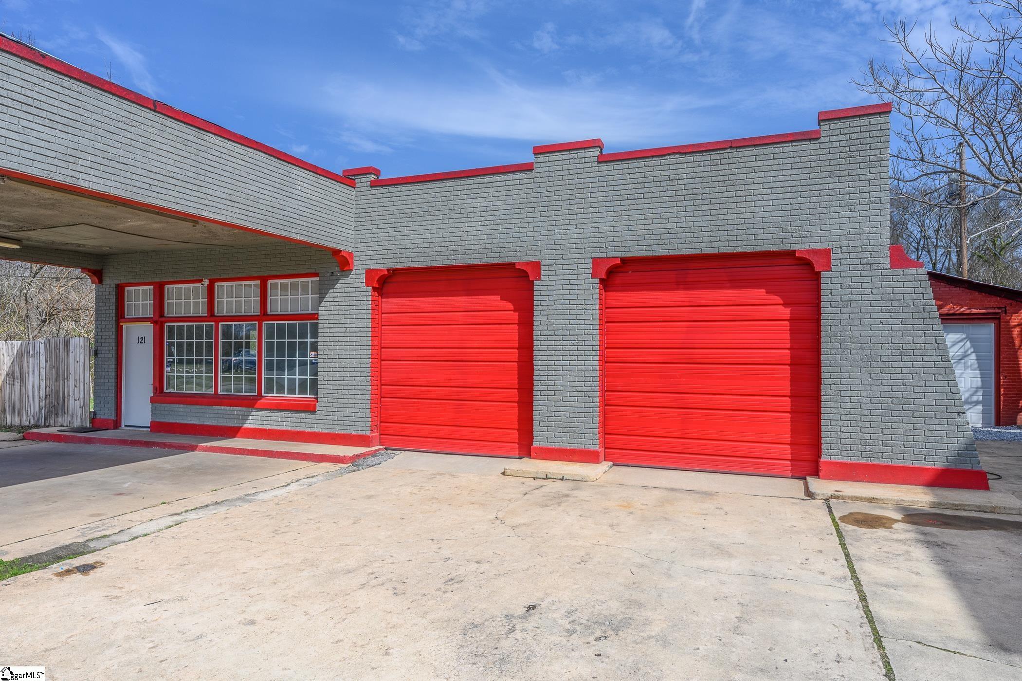 121 N Main Street