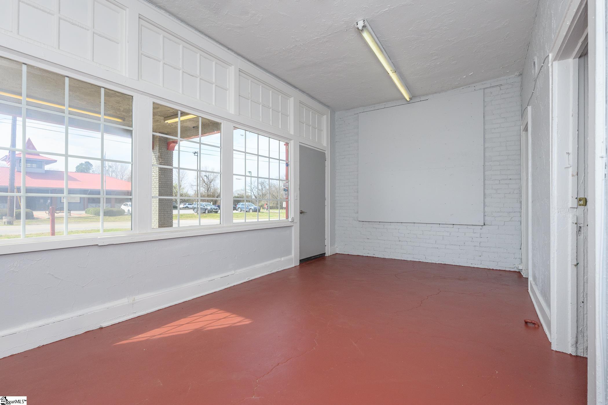 121 N Main Street
