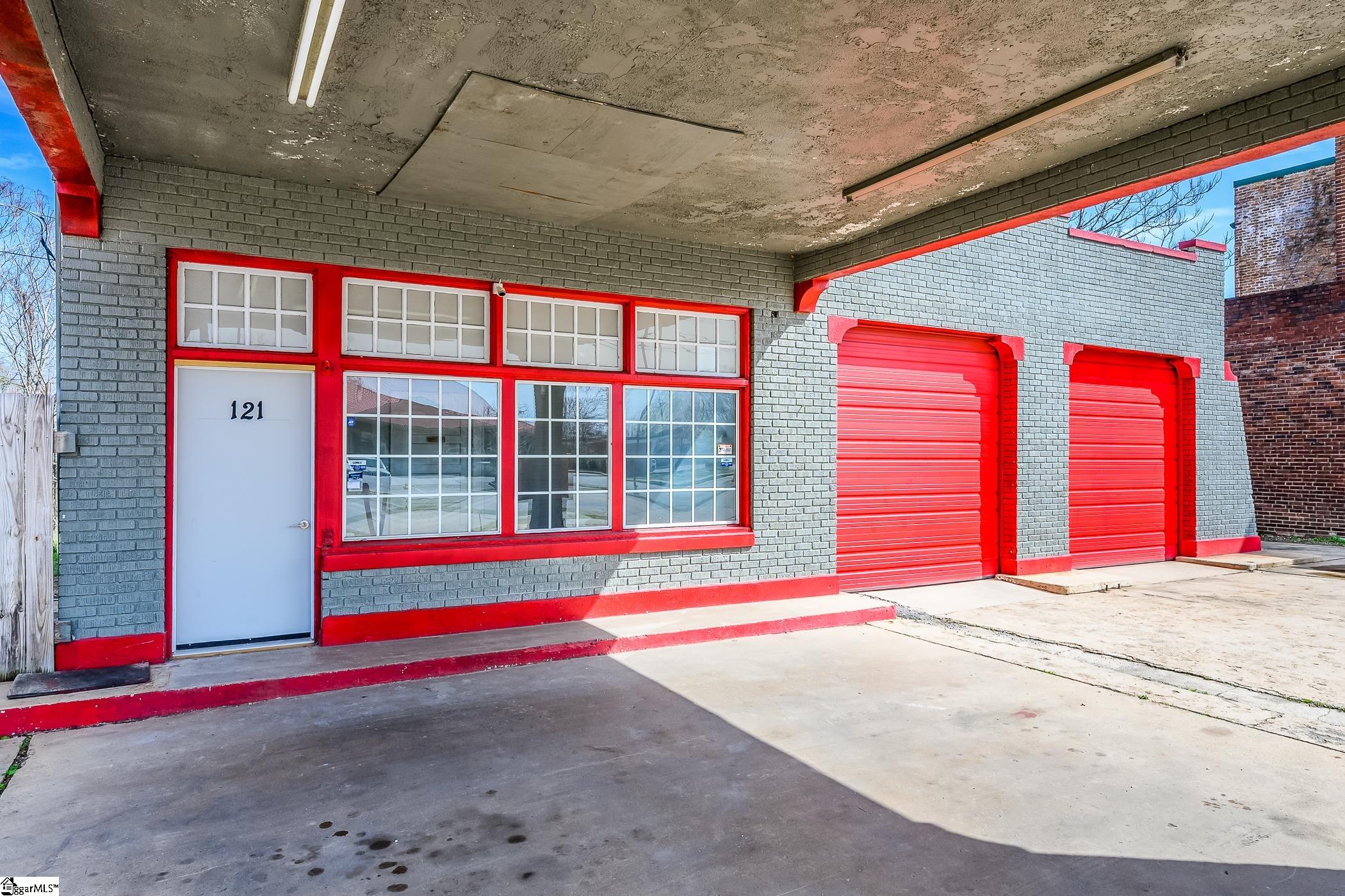 121 N Main Street