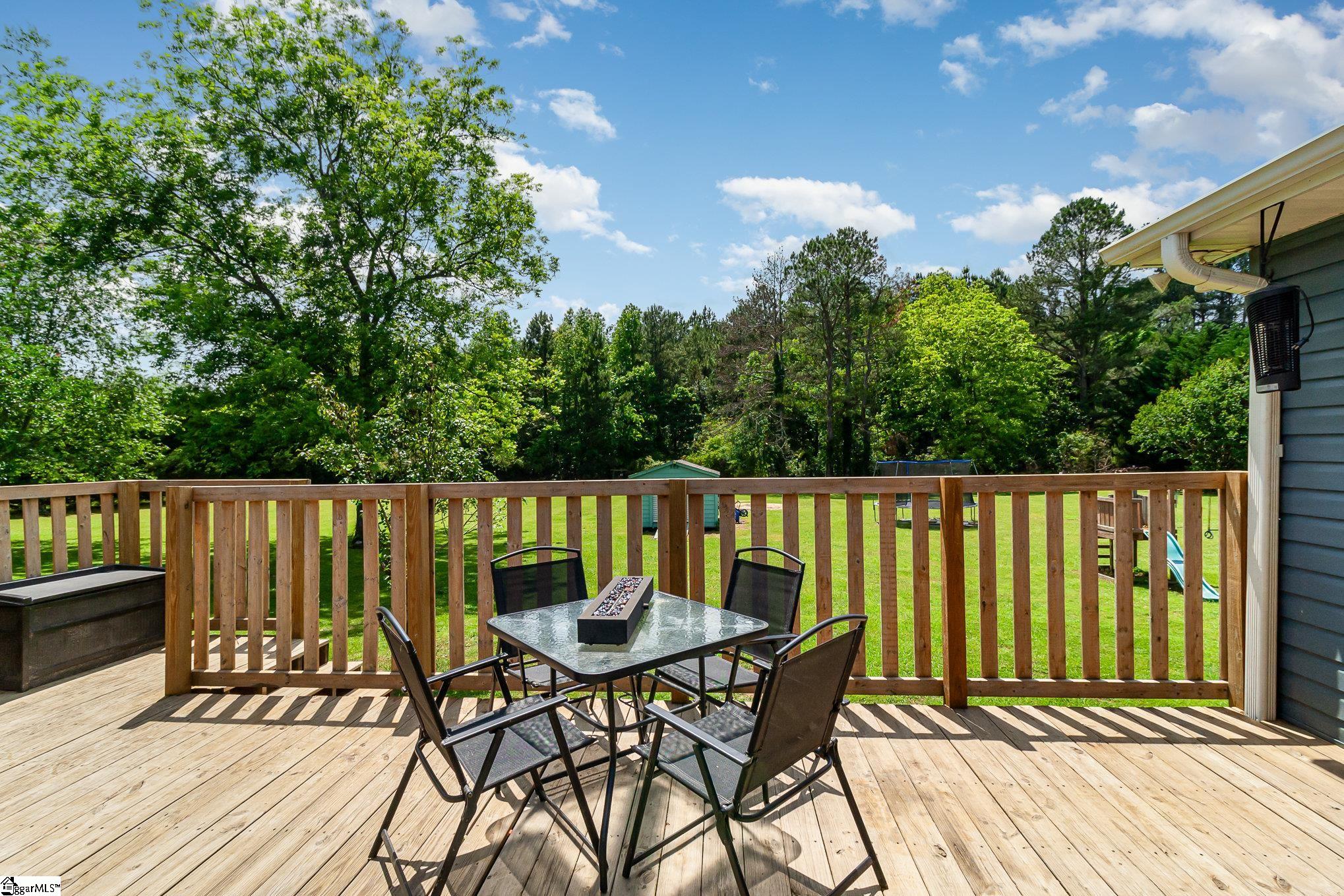 2112 Charlottes Road
