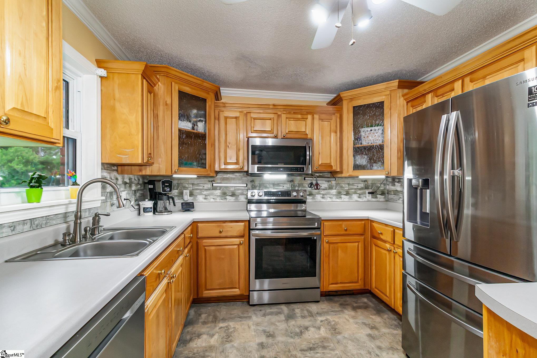 2112 Charlottes Road
