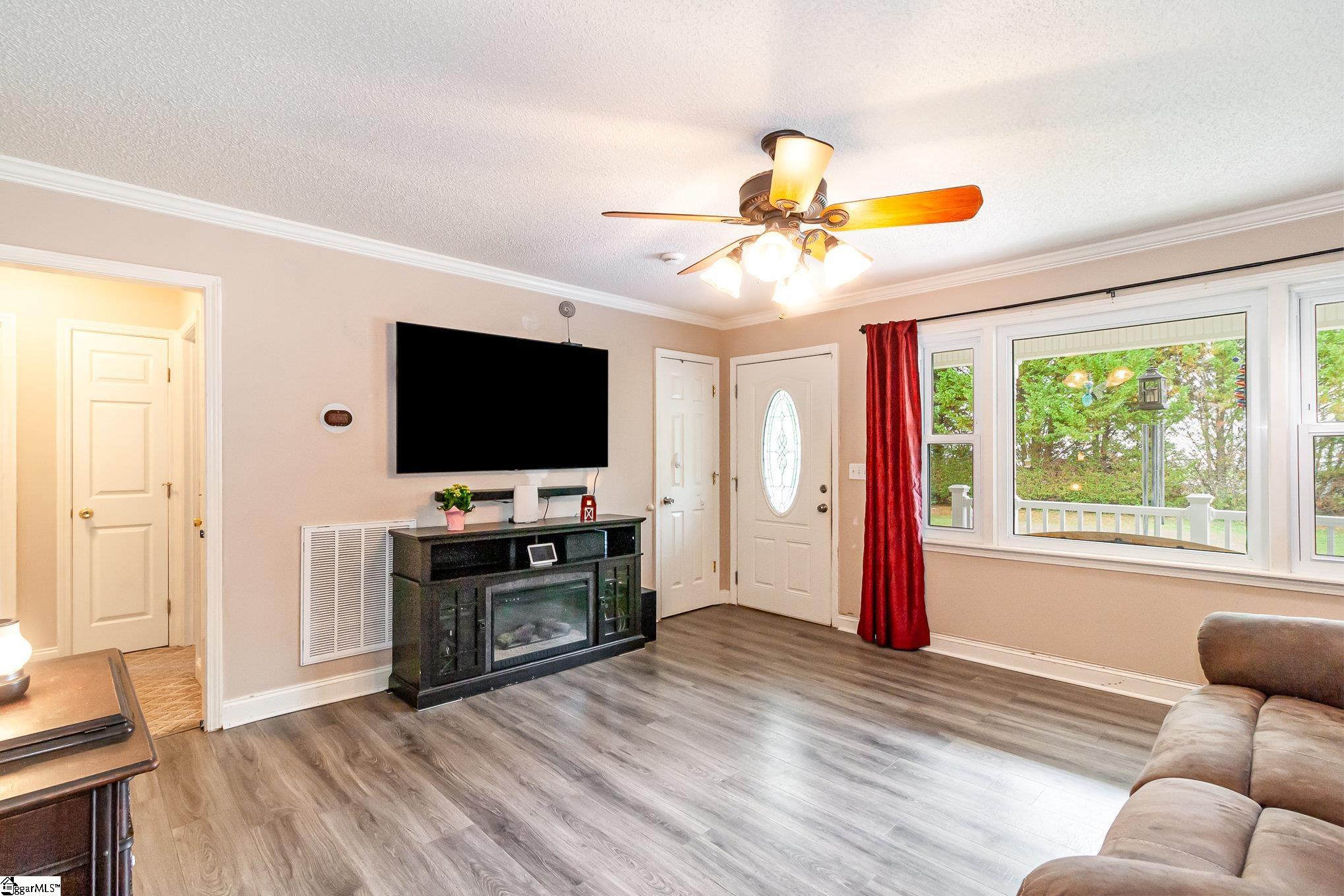 2112 Charlottes Road