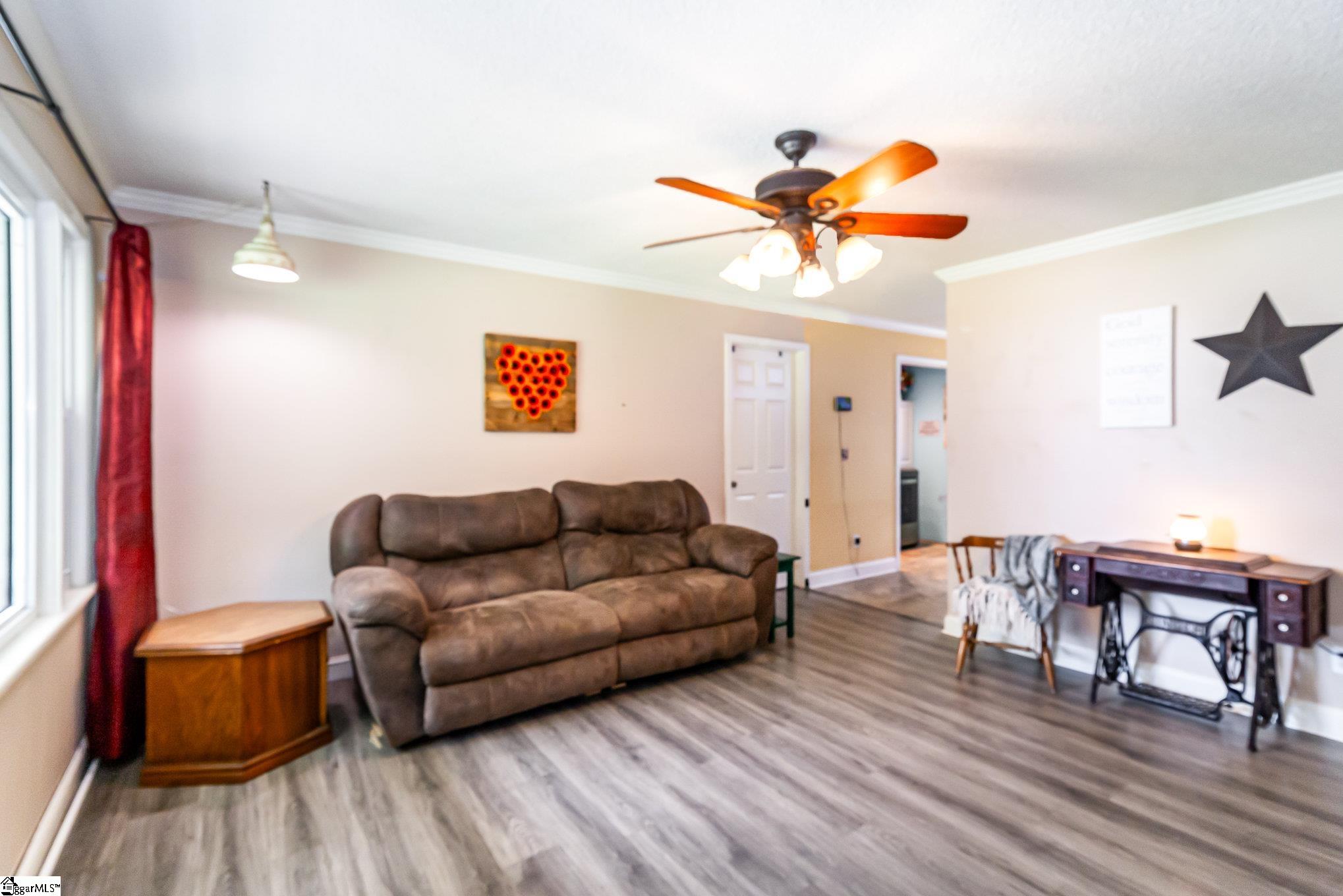 2112 Charlottes Road