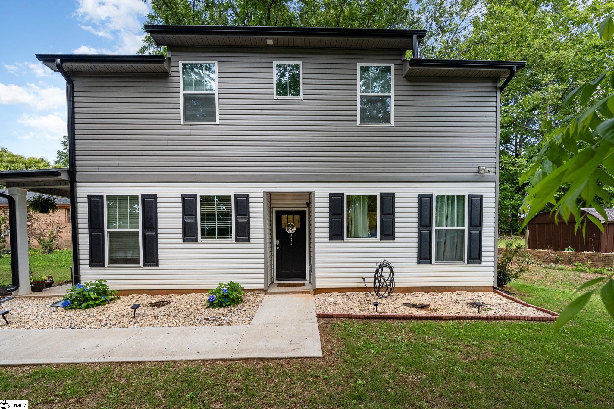 206 N 4th Street