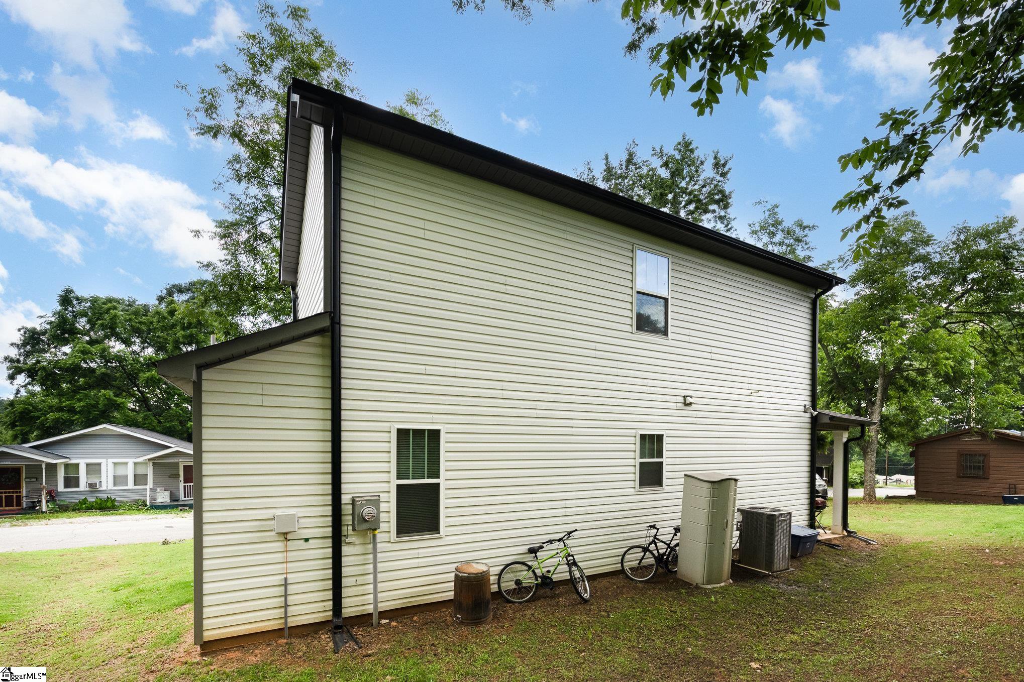 206 N 4th Street