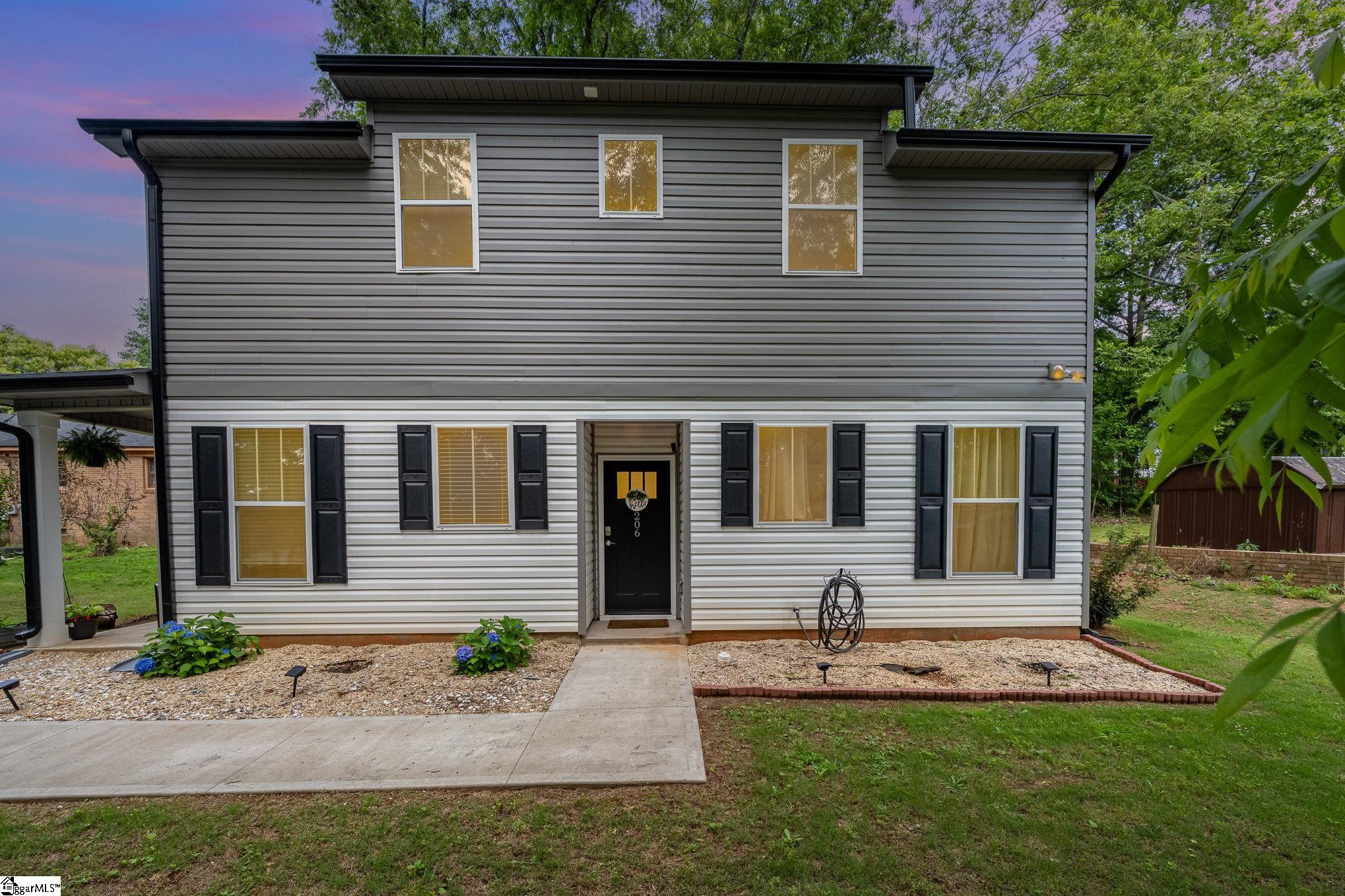 206 N 4th Street