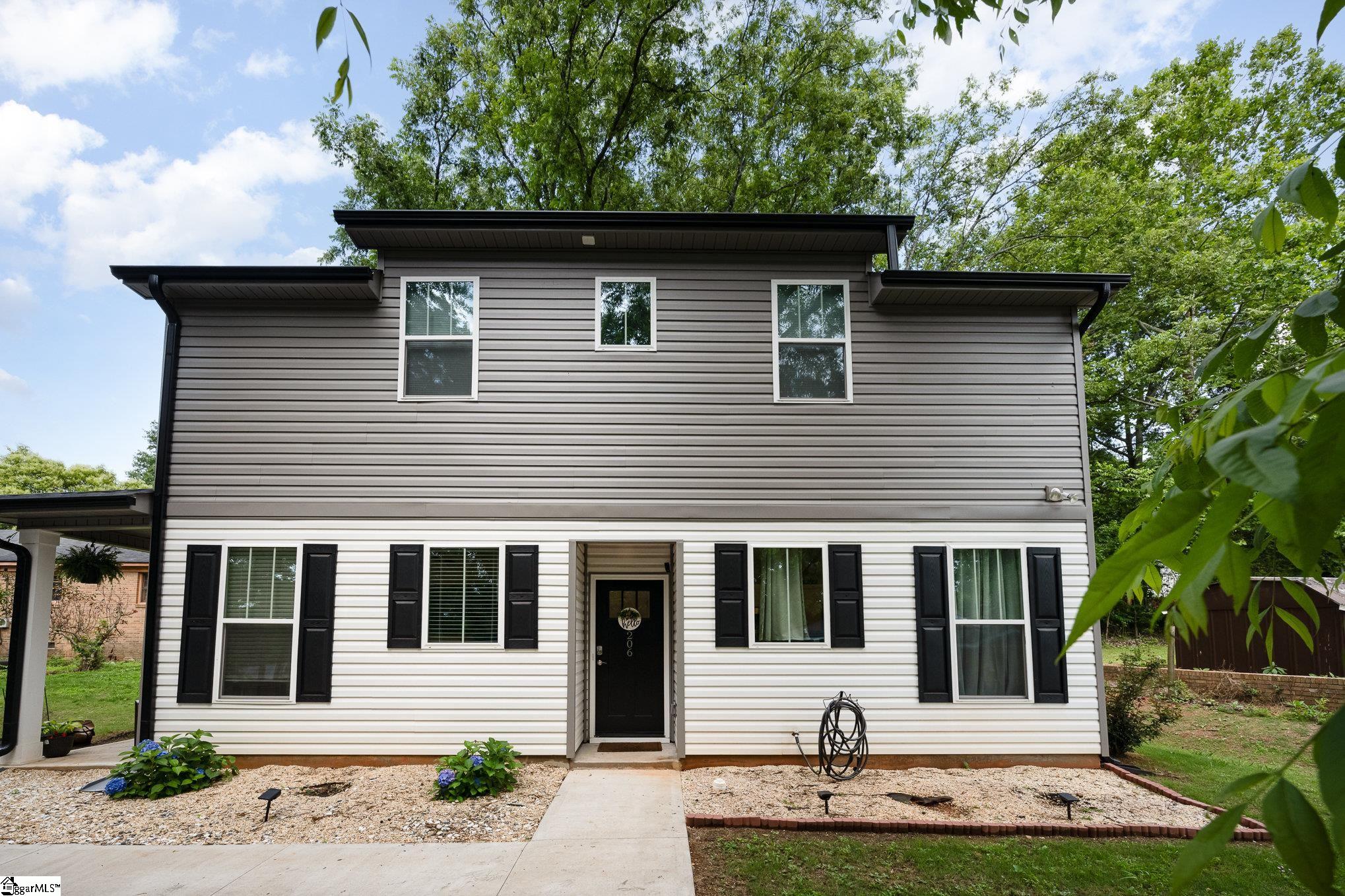 206 N 4th Street