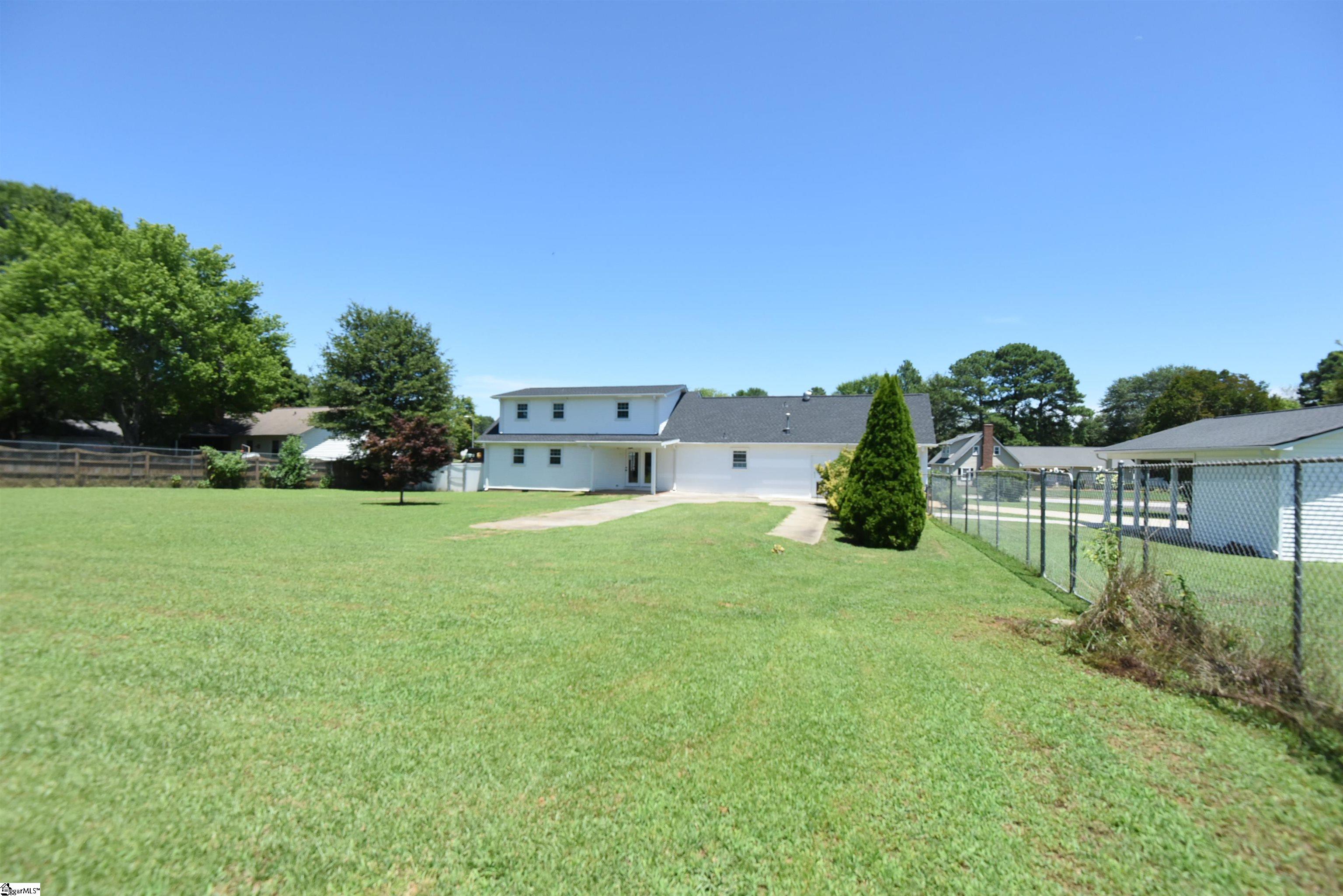 201 Andulusian Trail