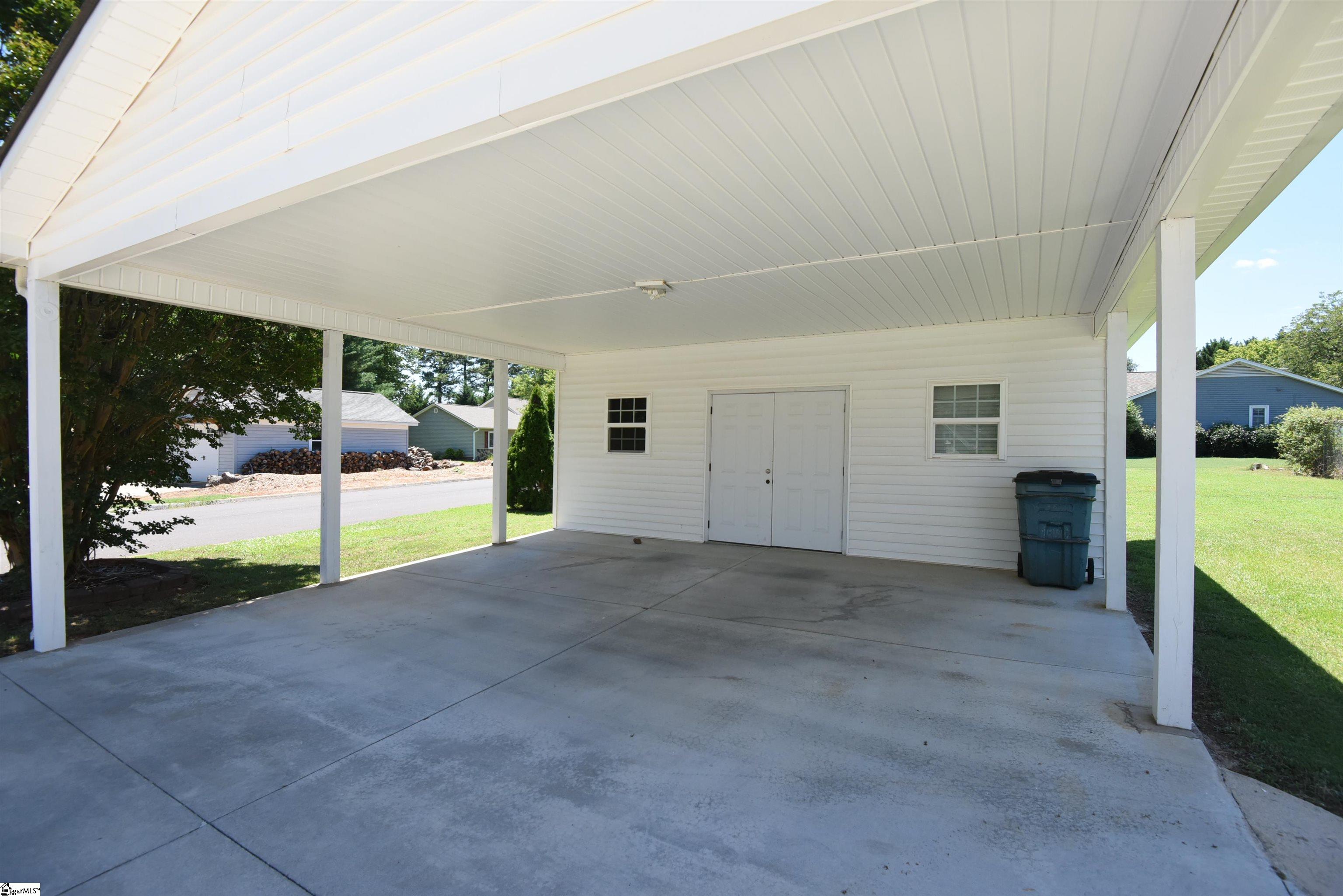 201 Andulusian Trail