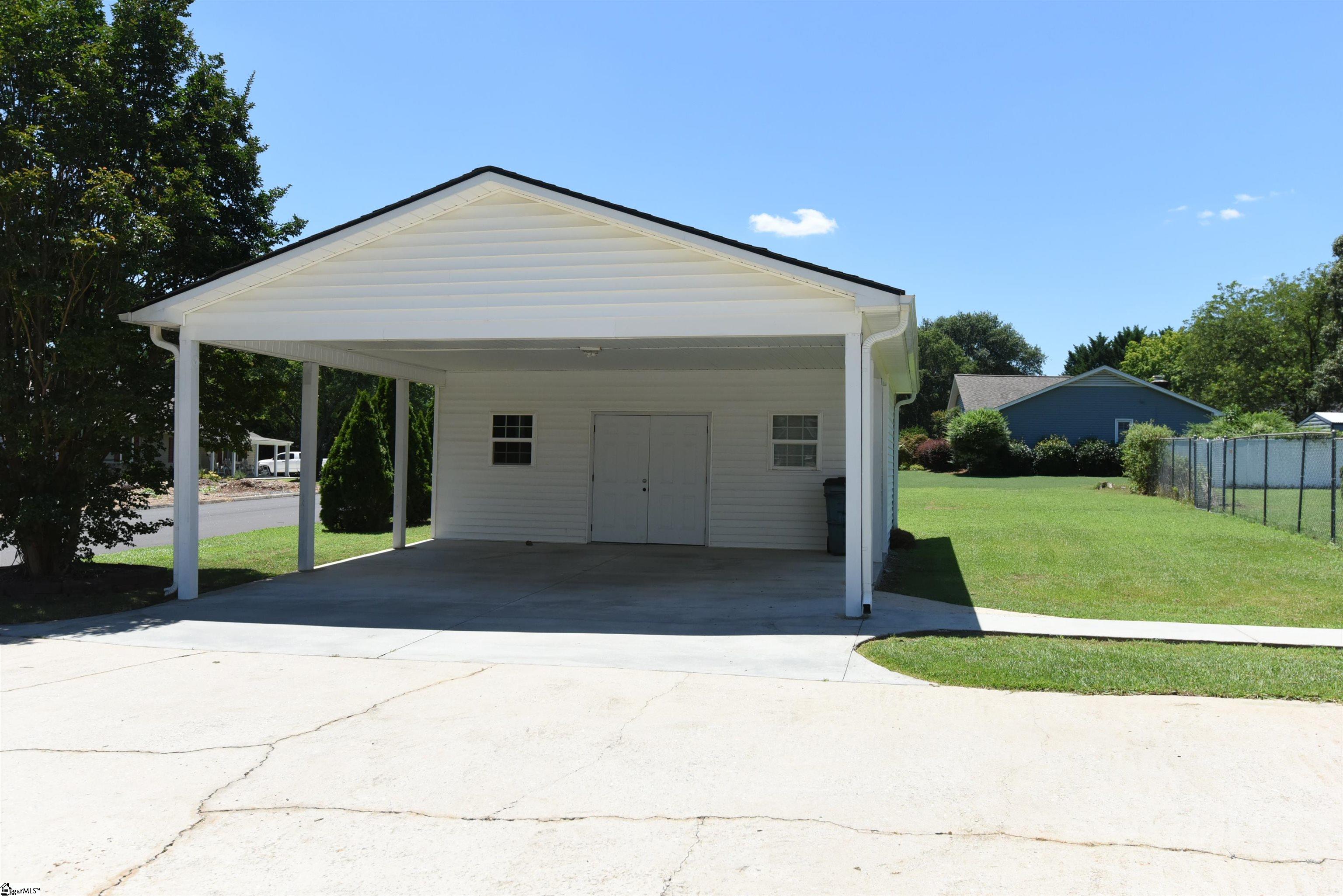 201 Andulusian Trail