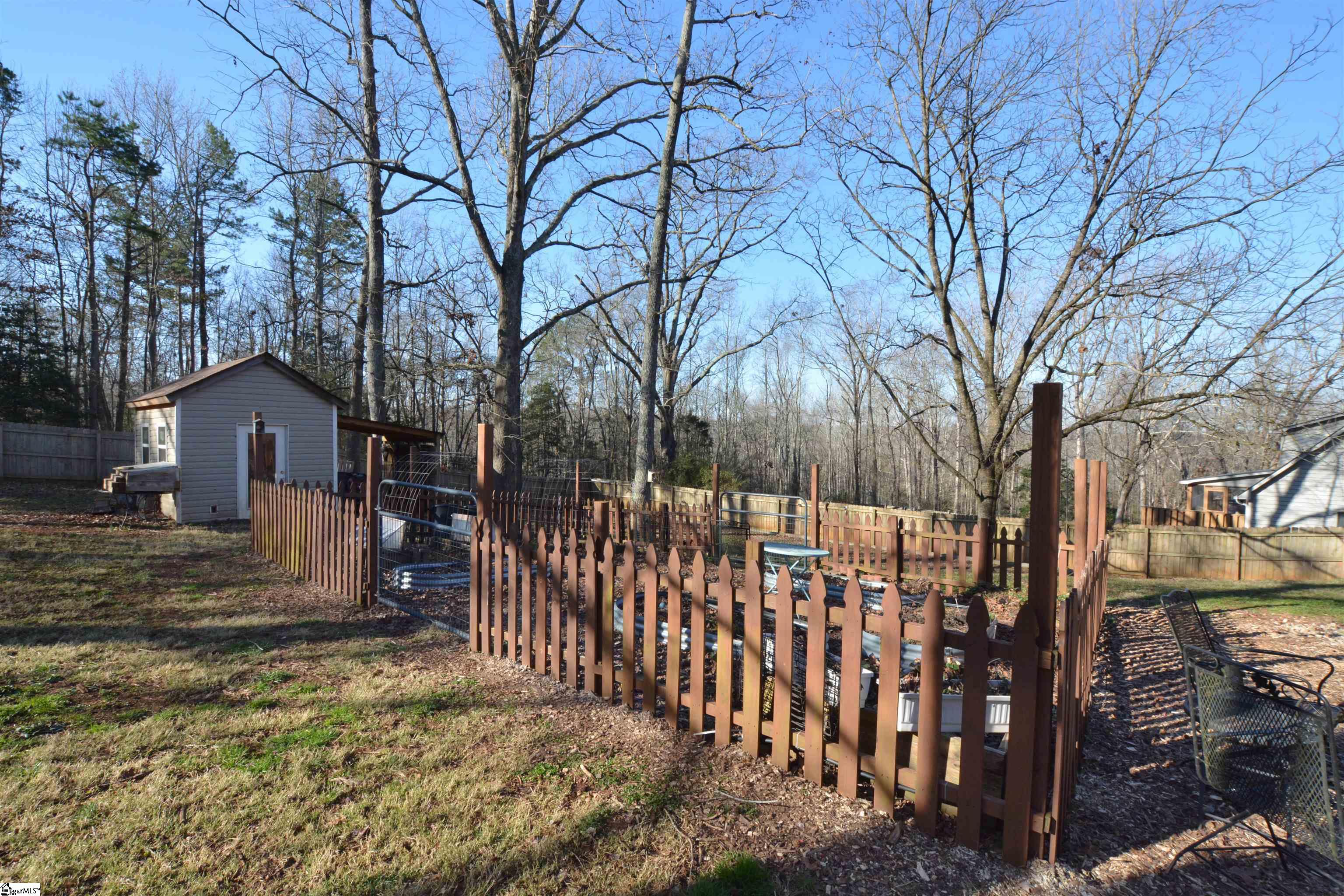 1202 Tall Oaks Circle