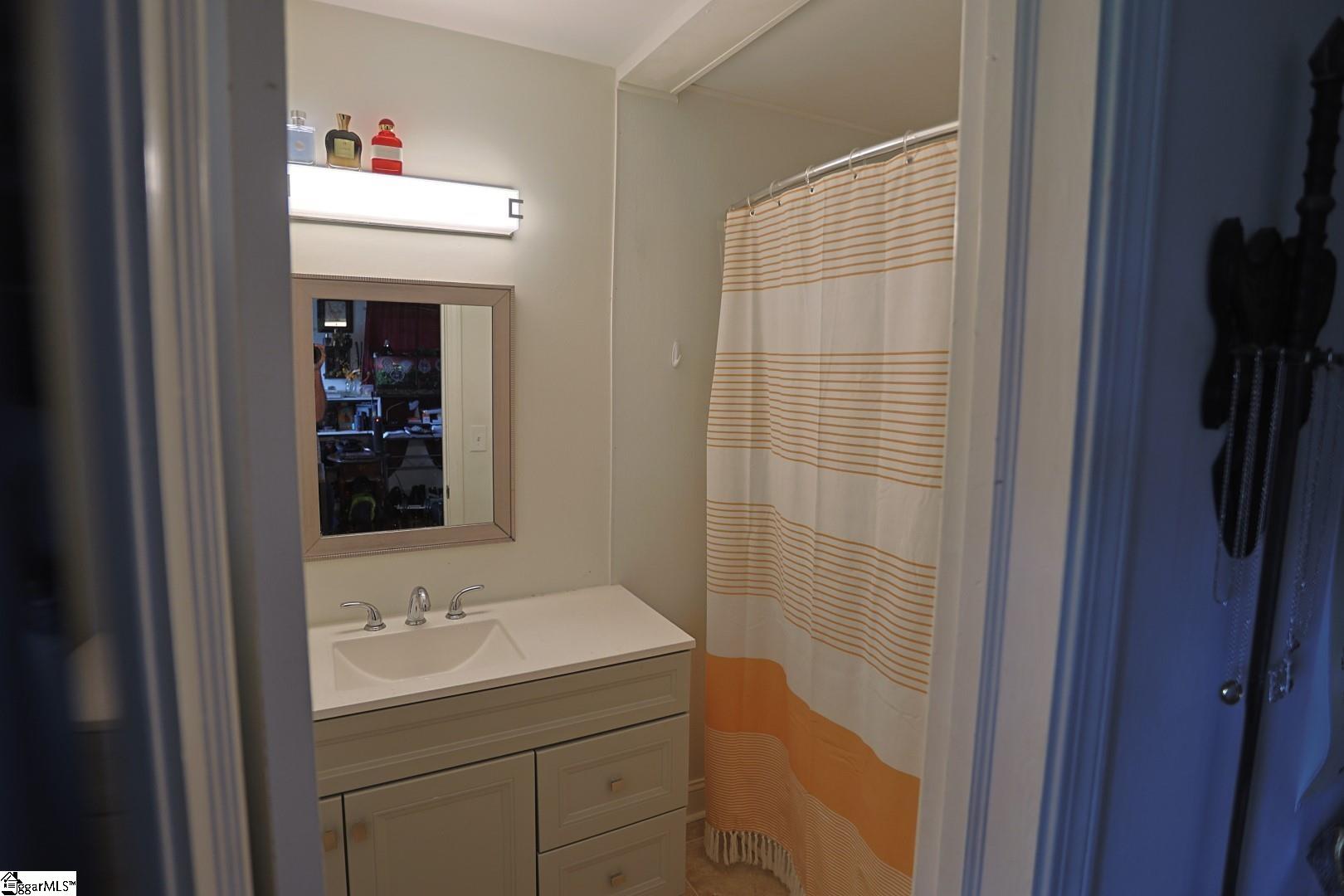 104 Oak Forest Drive