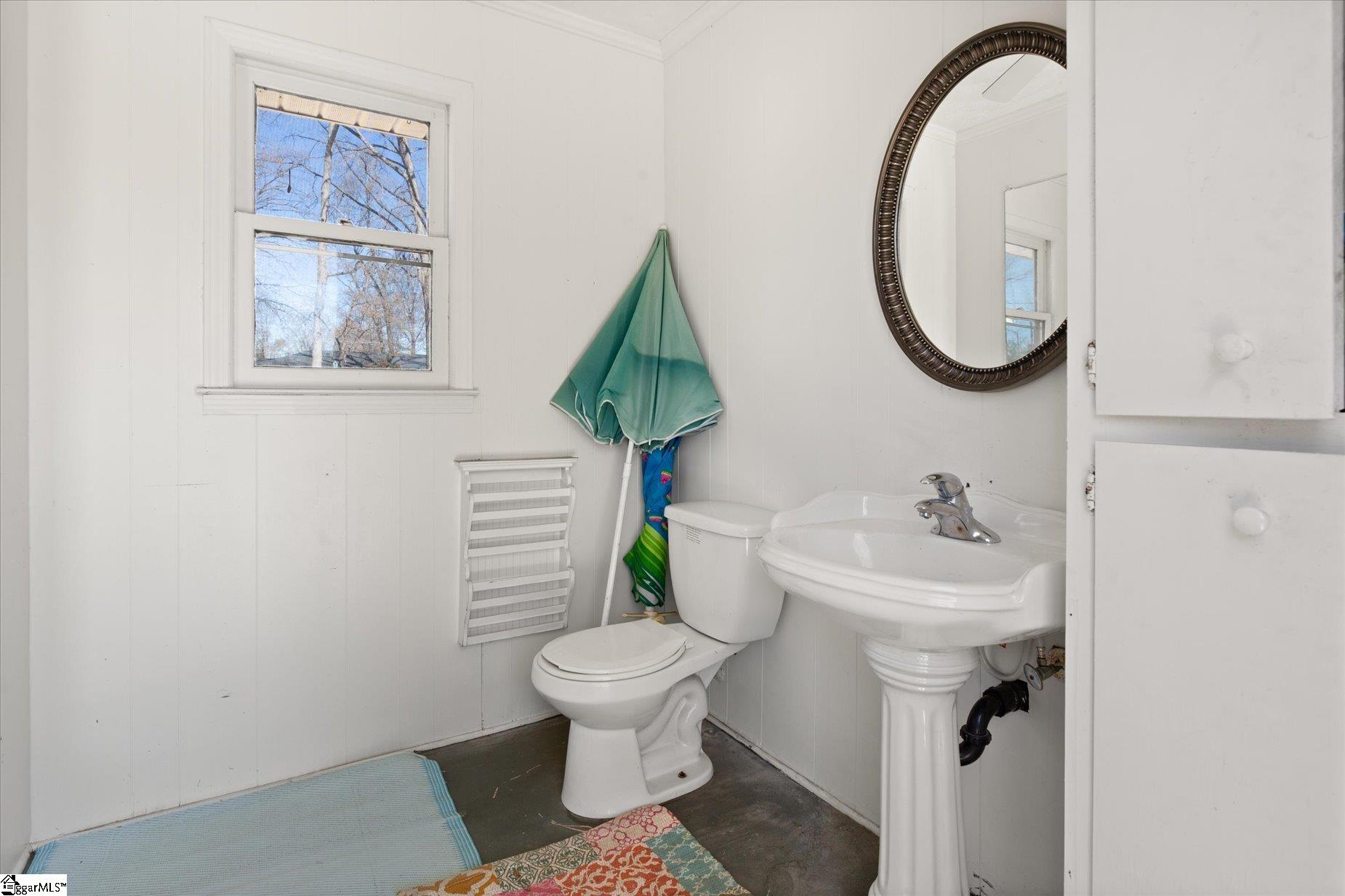 104 Oak Forest Drive